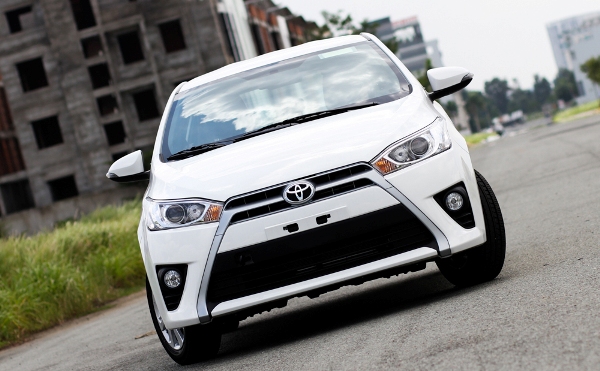 Giá Bán Xe Toyota Yaris E 2016-Đánh giá chi tiết, Hình ảnh
