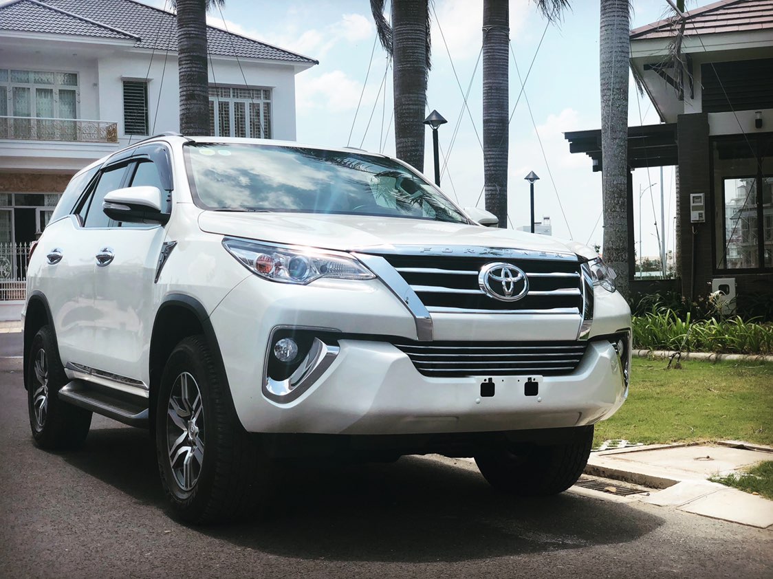 Toyota Fortuner 2.7V 4x2 qua sử dụng chất lượng như mới